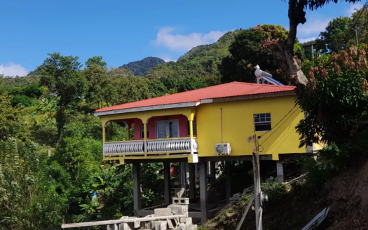 Home with Ocean View for Sale in Canaries