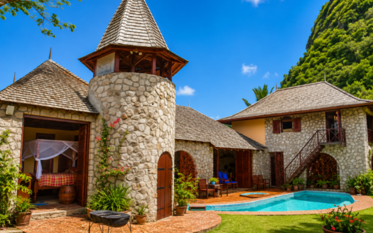 Luxury 4-Bedroom Villa For Sale in Soufrière, Saint Lucia – Panoramic Piton & Caribbean Sea Views